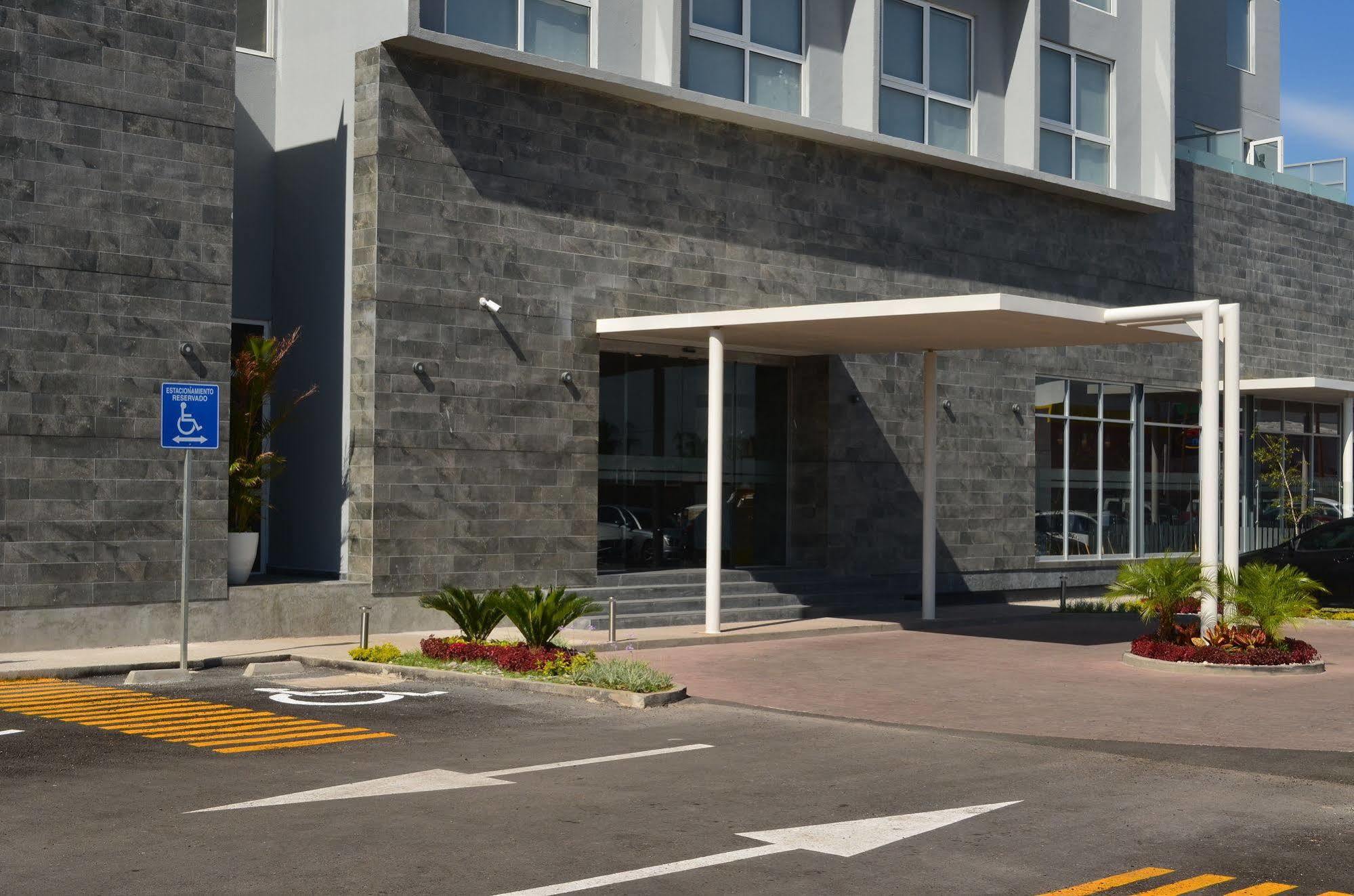 Casa Inn Business Irapuato Eksteriør billede